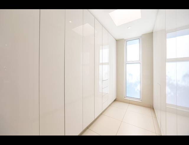 4 BEDROOM CLUSTER FOR SALE IN HURLINGHAM